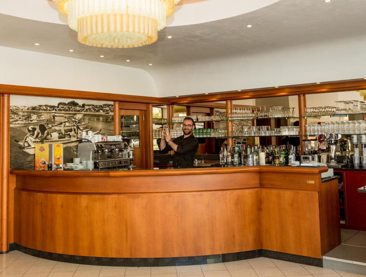 Residence Alla Rotonda Lido di Jesolo Kültér fotó