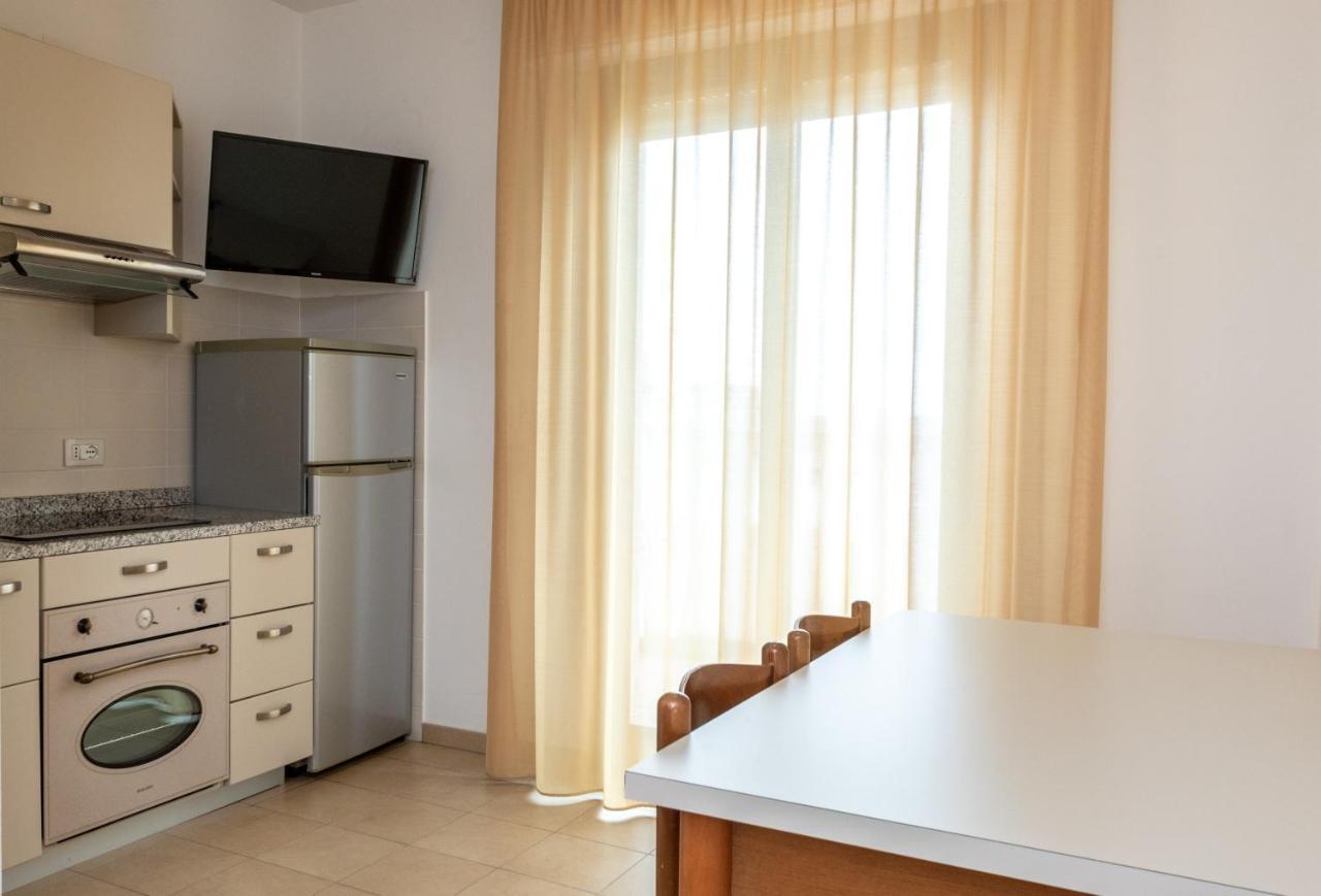 Residence Alla Rotonda Lido di Jesolo Szoba fotó
