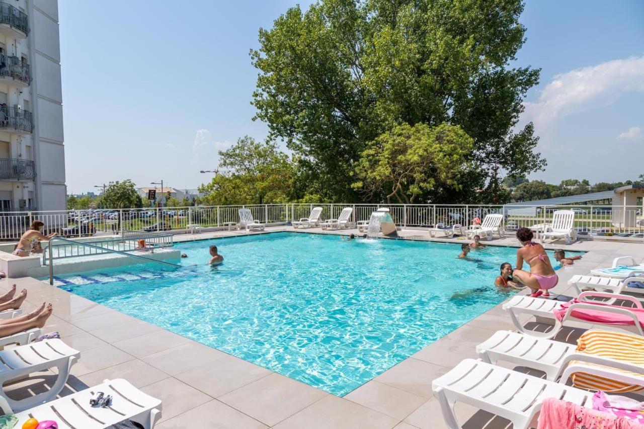 Residence Alla Rotonda Lido di Jesolo Kültér fotó